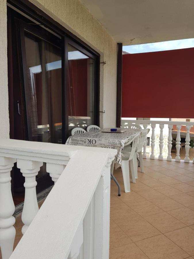 Lili Appartement Umag Buitenkant foto